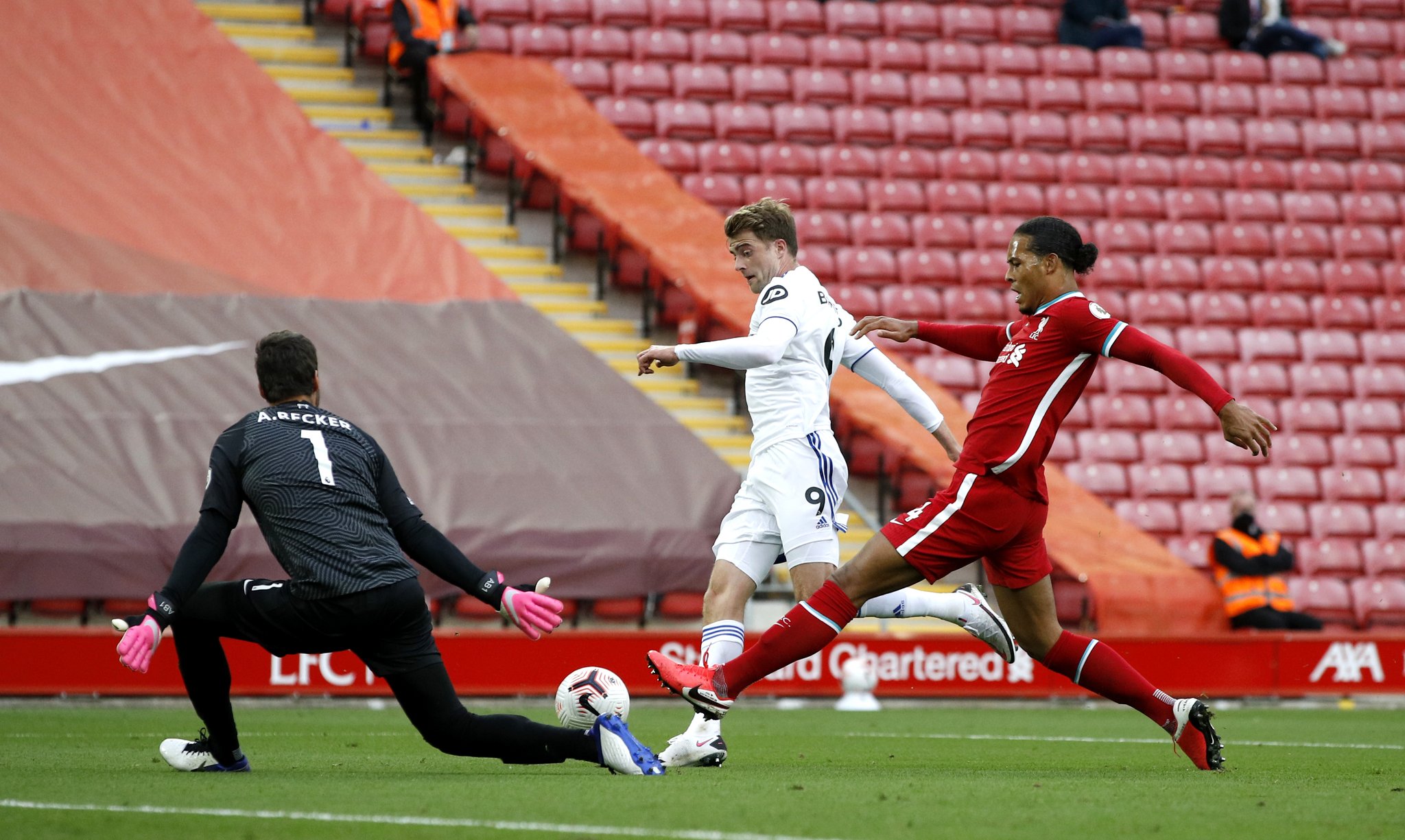 表现也将直 表现也将直